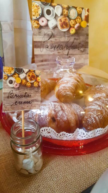 Affitta Camere Il Commercio Gabiano Exteriör bild